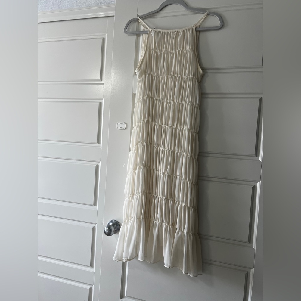 Elegant Cream Sleeveless Dress